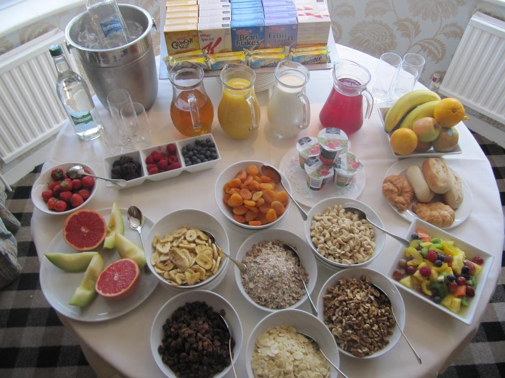 The Grove House Hotel Воллесі Екстер'єр фото
