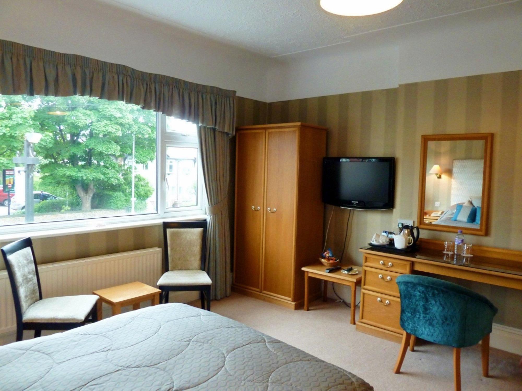 The Grove House Hotel Воллесі Екстер'єр фото