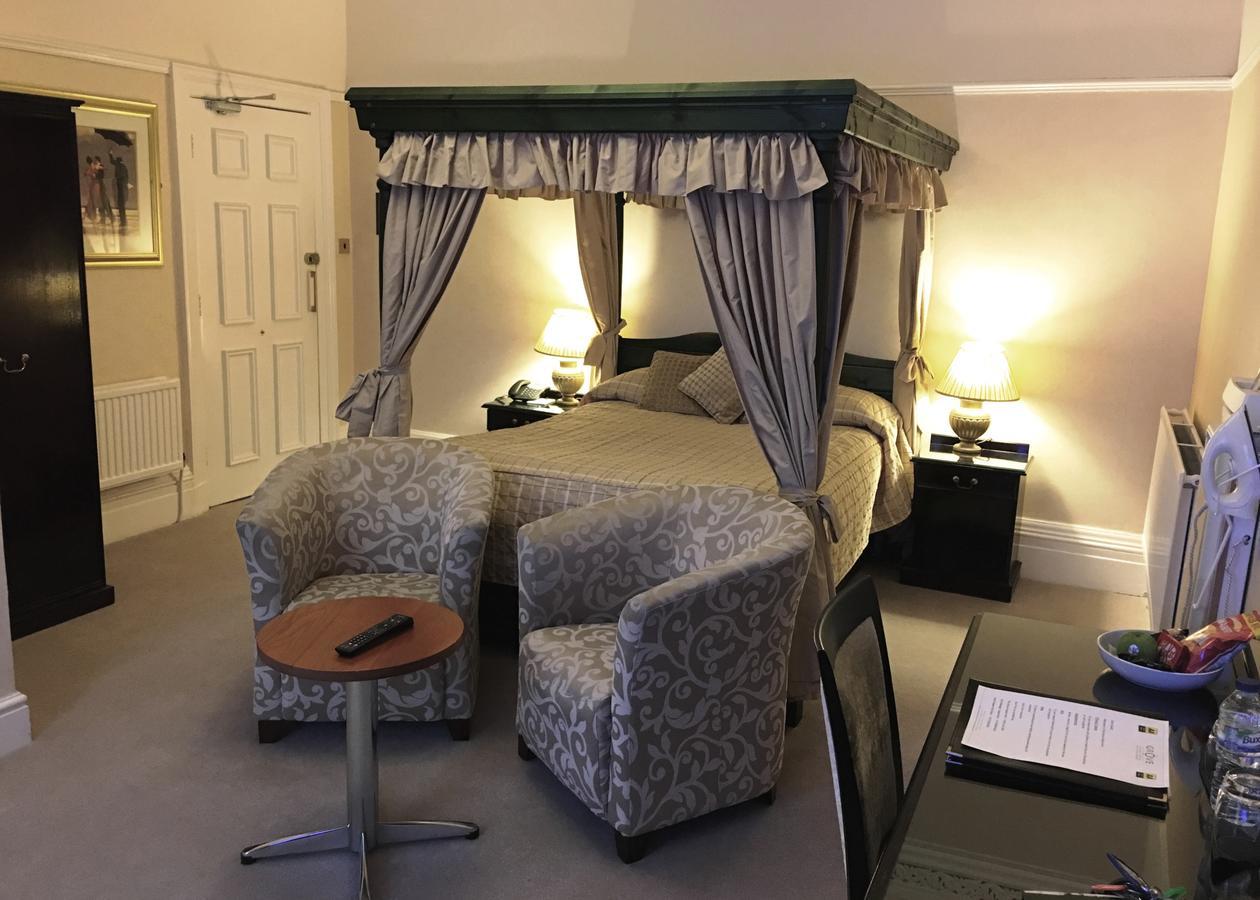 The Grove House Hotel Воллесі Екстер'єр фото