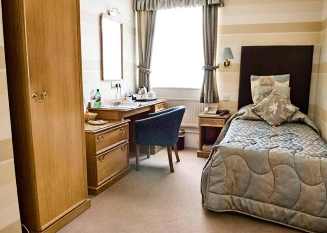 The Grove House Hotel Воллесі Екстер'єр фото
